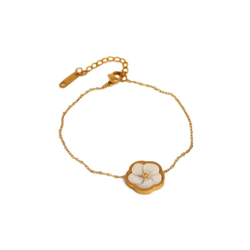 Plum Blossom Bracelet_main